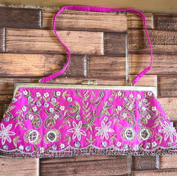 Pink Beaded Santi beaded handbag/clutch - Picture 3 of 12